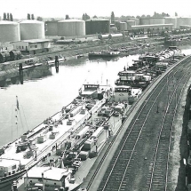 Schiffsverkehr im Hafen K47 2